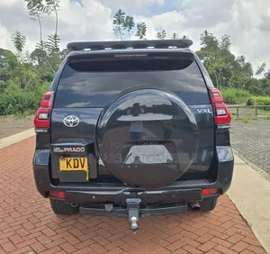 Toyota Land Cruiser Prado 2011 Black