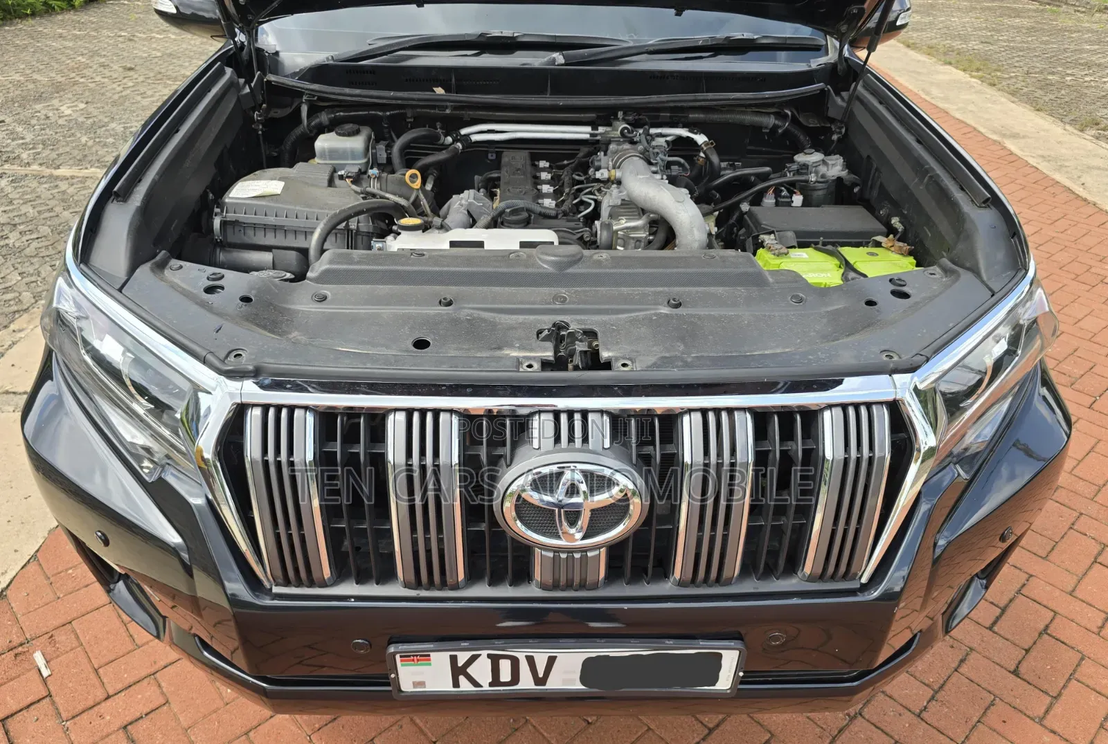Toyota Land Cruiser Prado 2011 Black