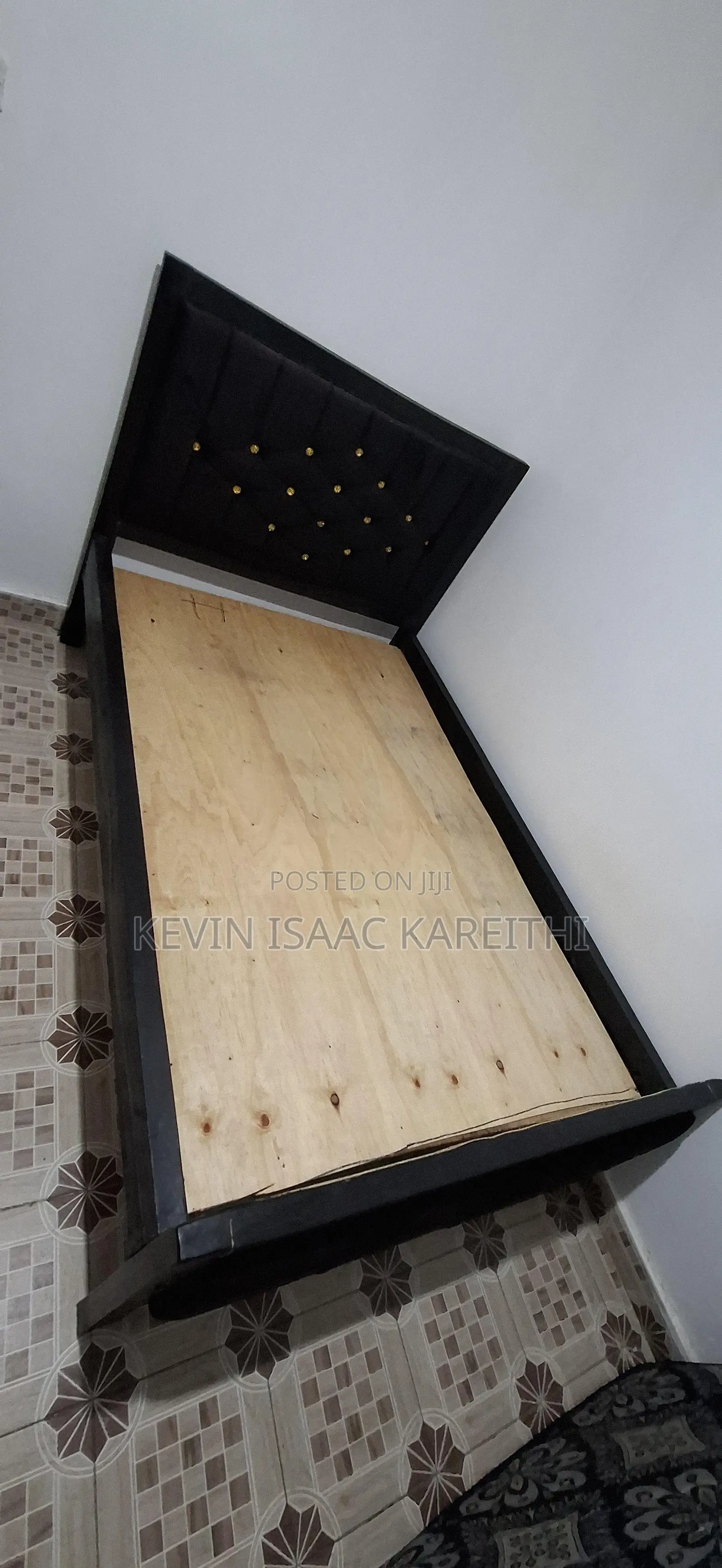4*6 Chester Bed