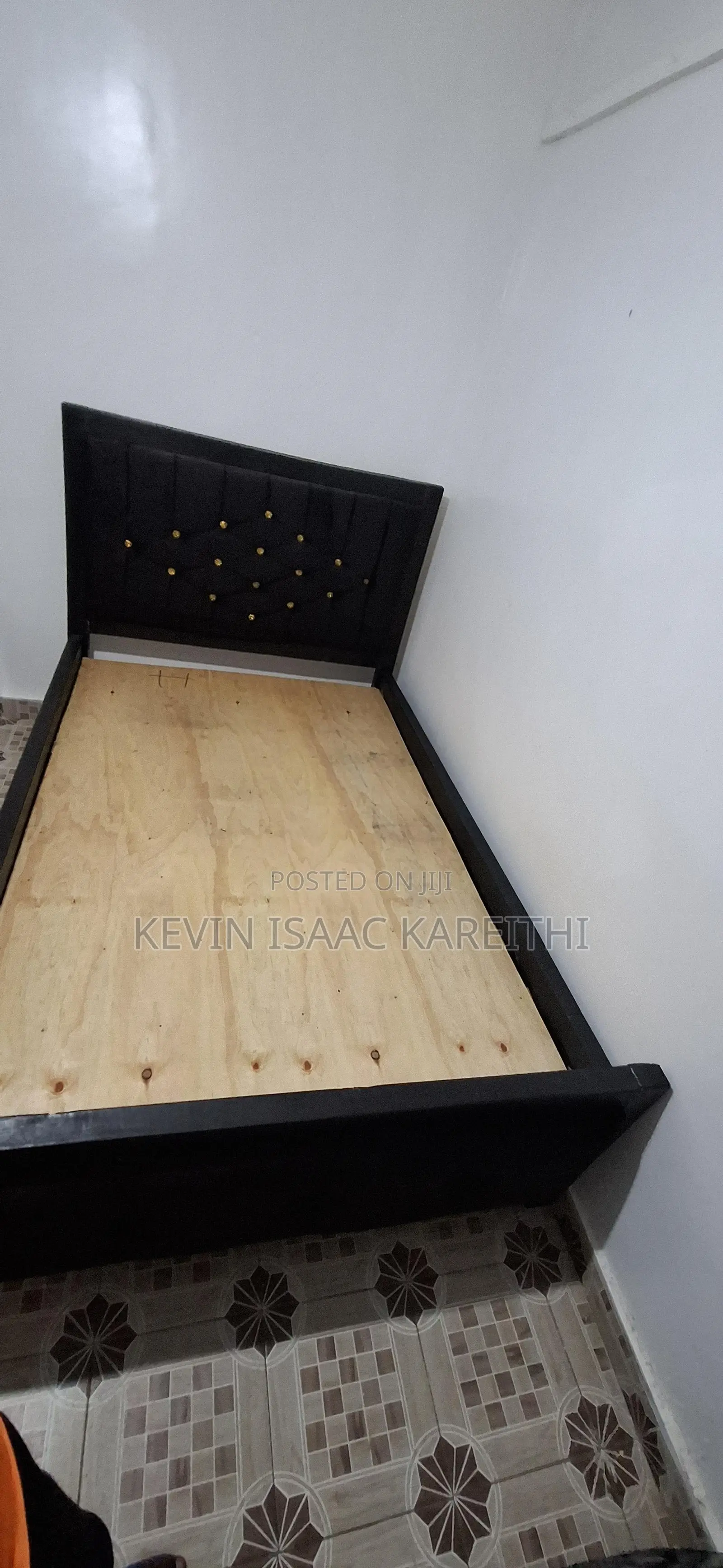 4*6 Chester Bed