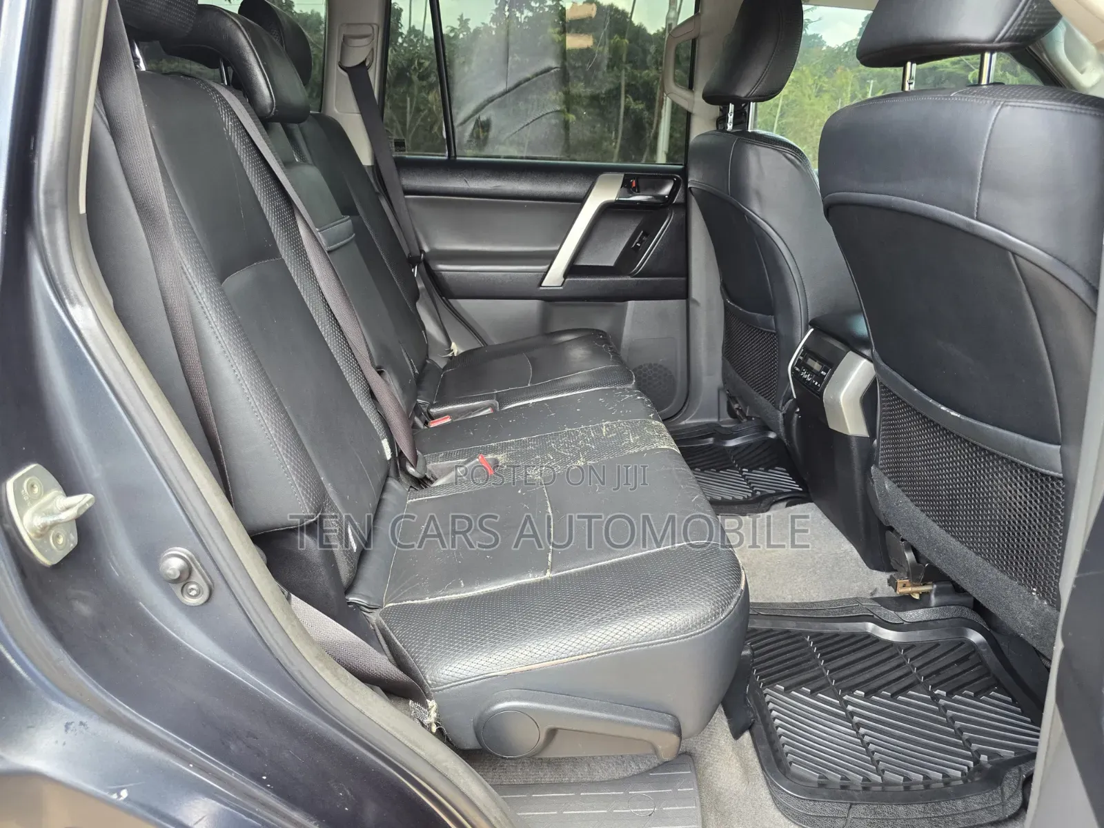 Toyota Land Cruiser Prado 2011 Black