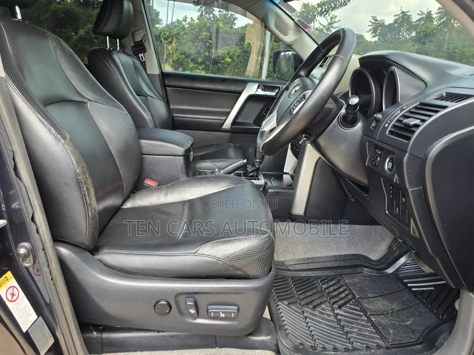Toyota Land Cruiser Prado 2011 Black