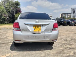Toyota Axio 2015 Silver