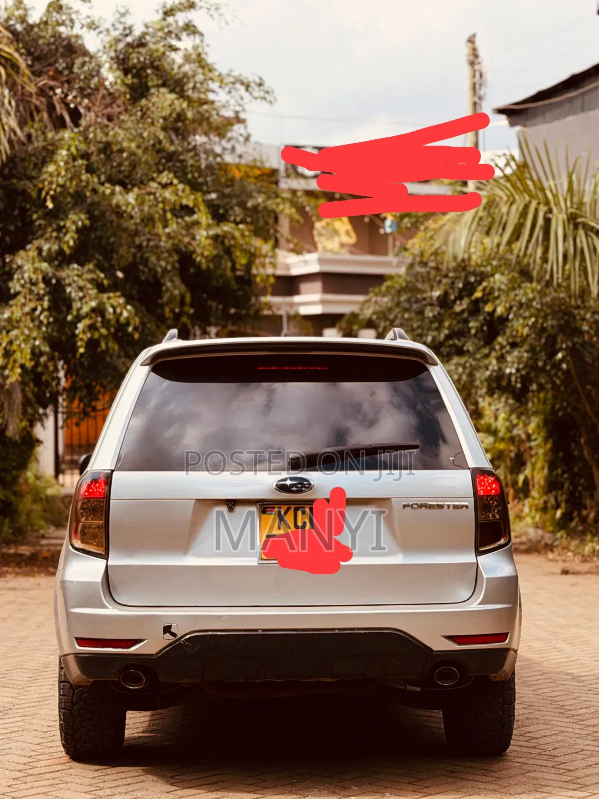 Subaru Forester 2010 Silver
