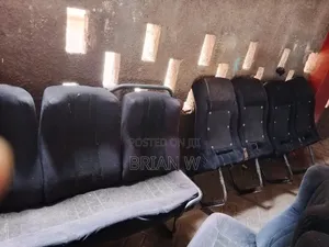 14 Seater Sits