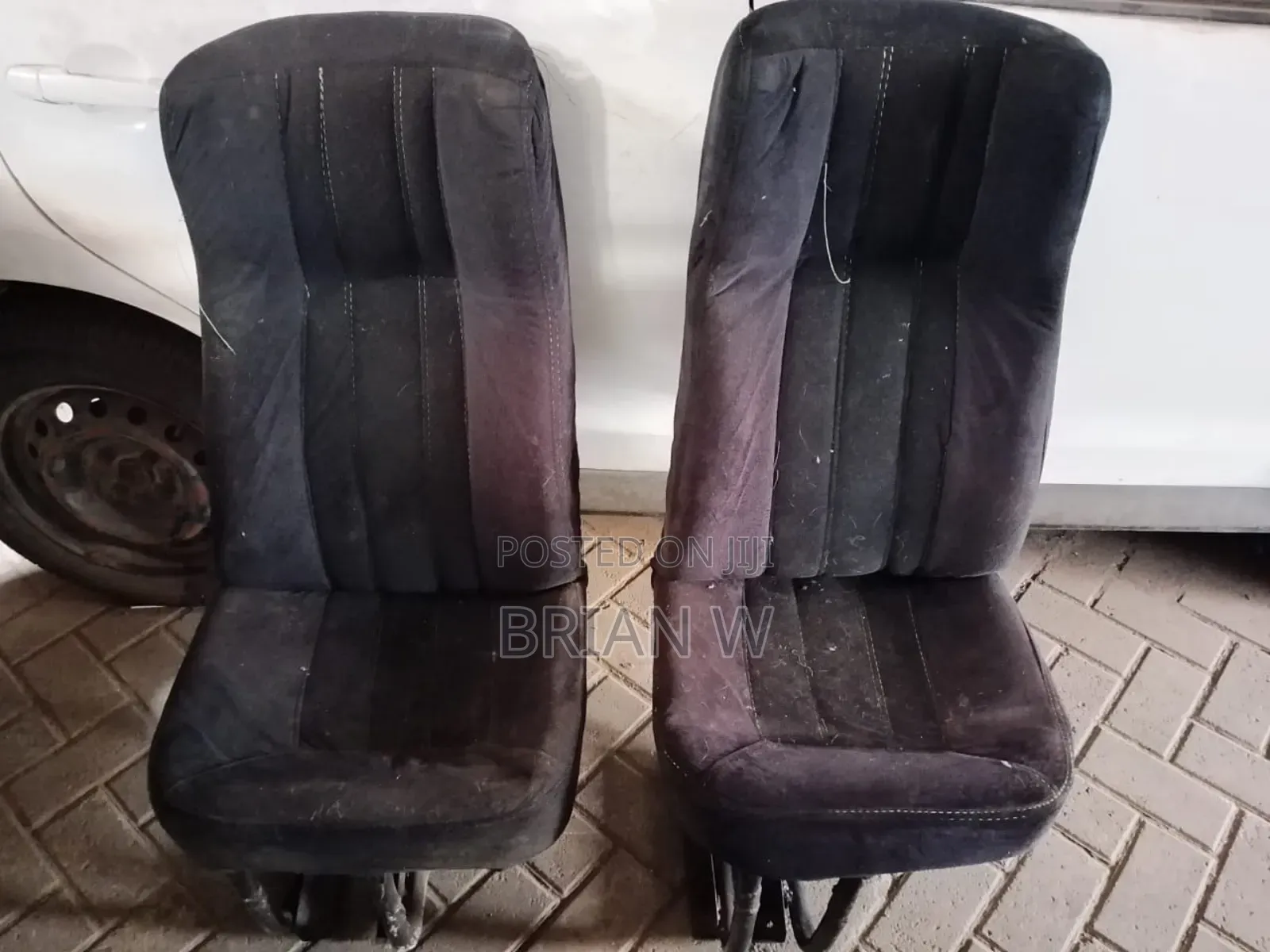 14 Seater Sits