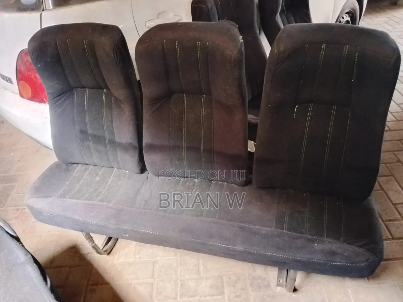 14 Seater Sits