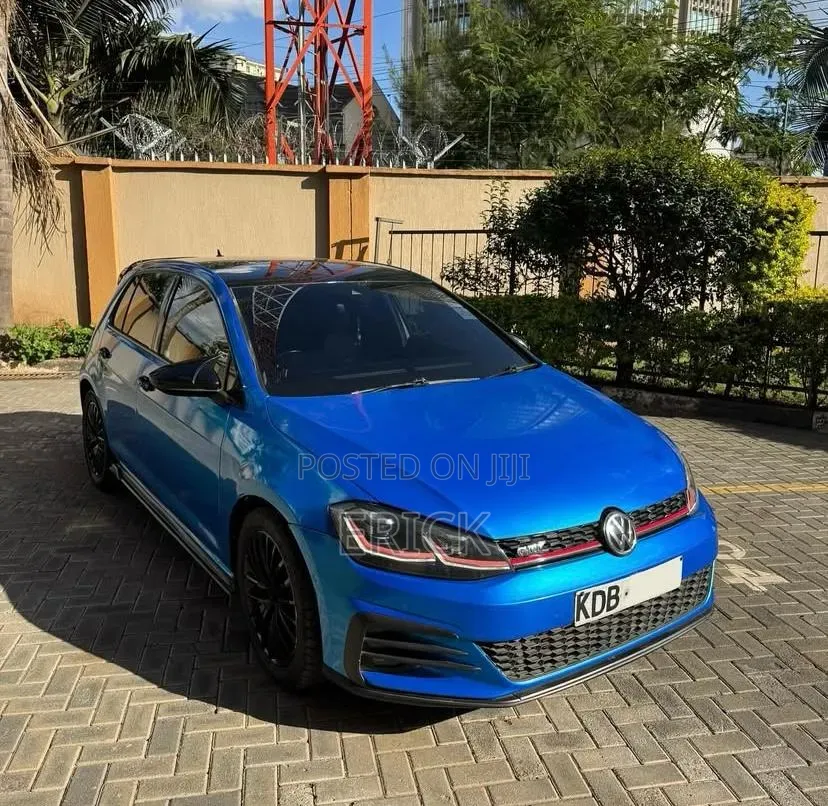 Volkswagen Golf GTI 2017 Blue