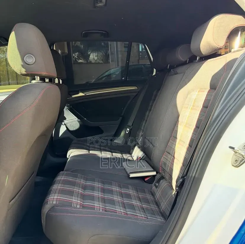 Volkswagen Golf GTI 2017 Blue