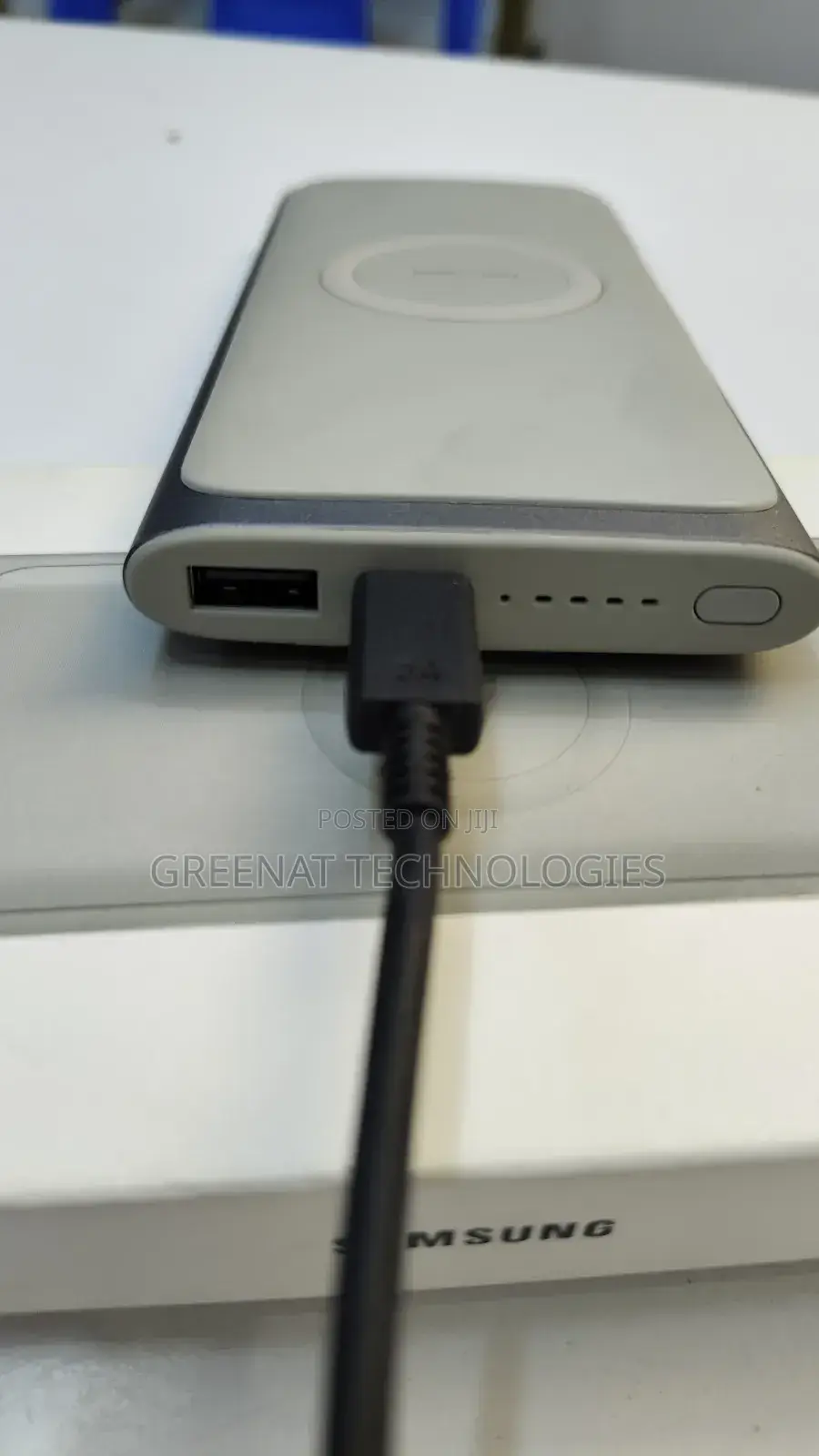 Samsung Wireless Powerbank Charger 10000mah