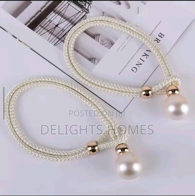 Elegant Curtain Holders_zaw