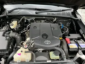 Toyota Hilux 2019 Matt Black