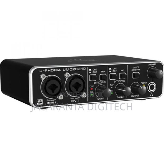 Behringer U-phoria Umc202hd Audio Interface - thumbnail 4