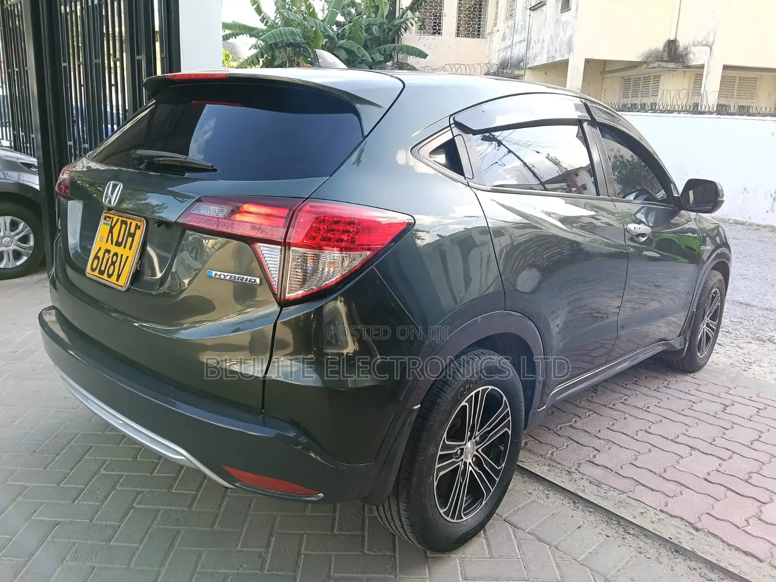Honda Vezel 2015 Green