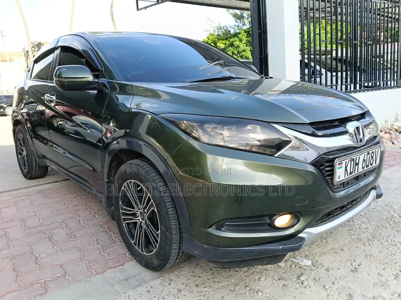 Honda Vezel 2015 Green