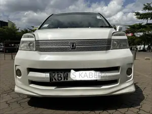 Toyota Voxy 2006 White