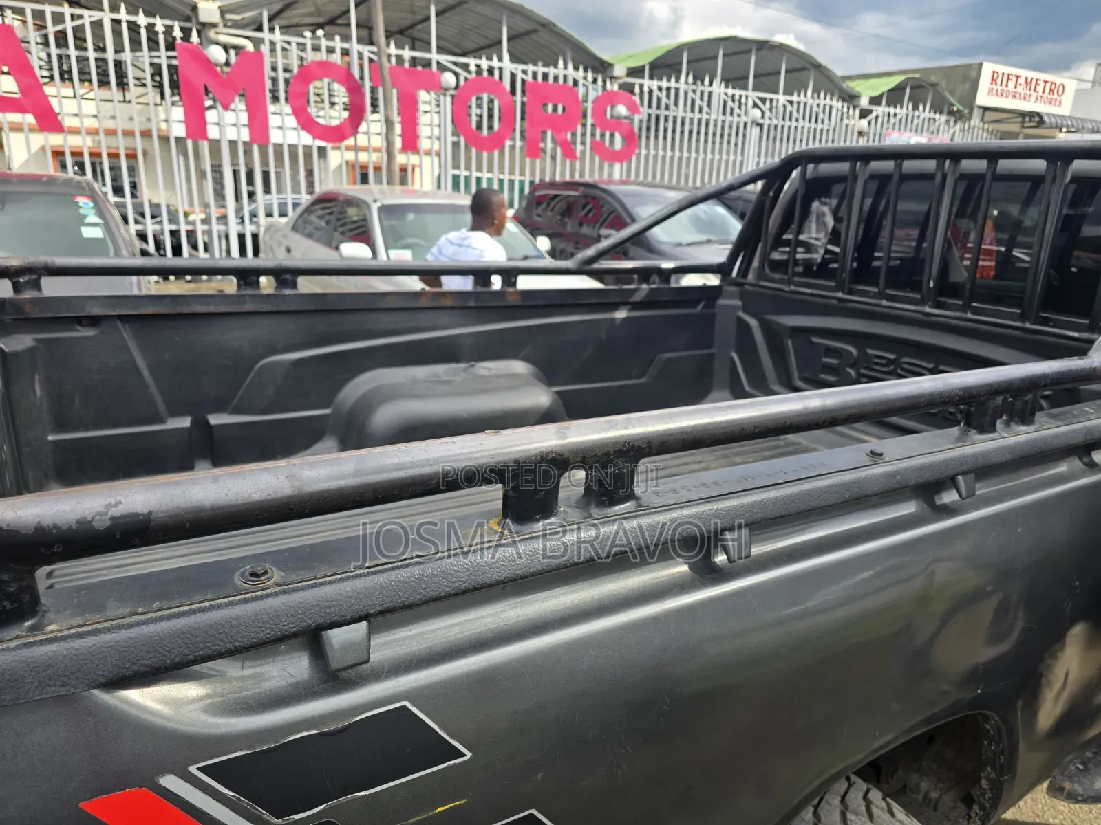 Toyota Hilux 2016 Gray
