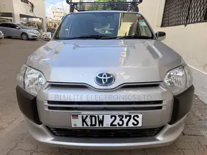 Toyota Succeed 2019 Silver