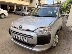 Toyota Succeed 2019 Silver