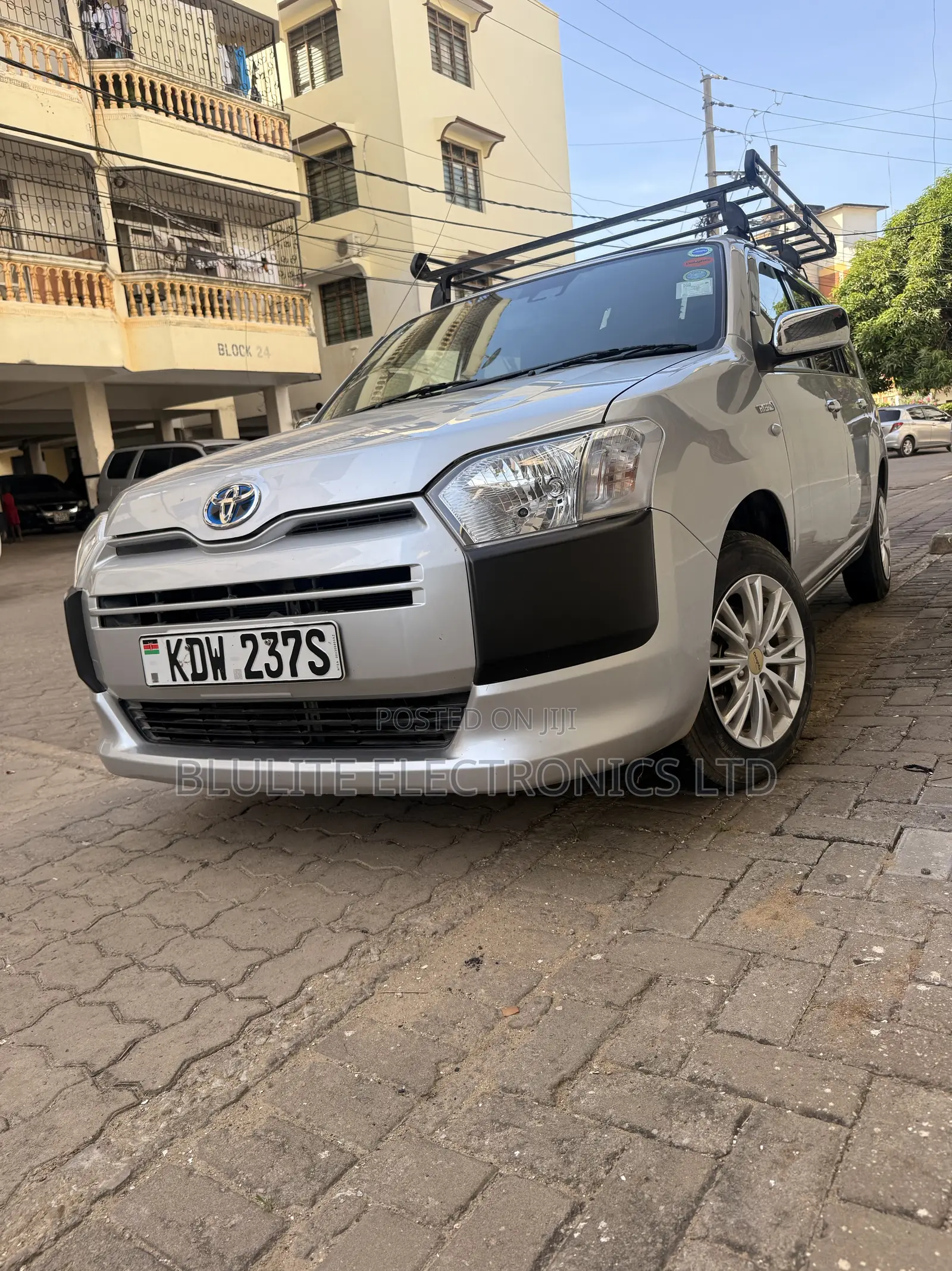Toyota Succeed 2019 Silver