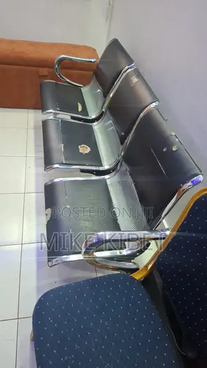 Waiting Chair
