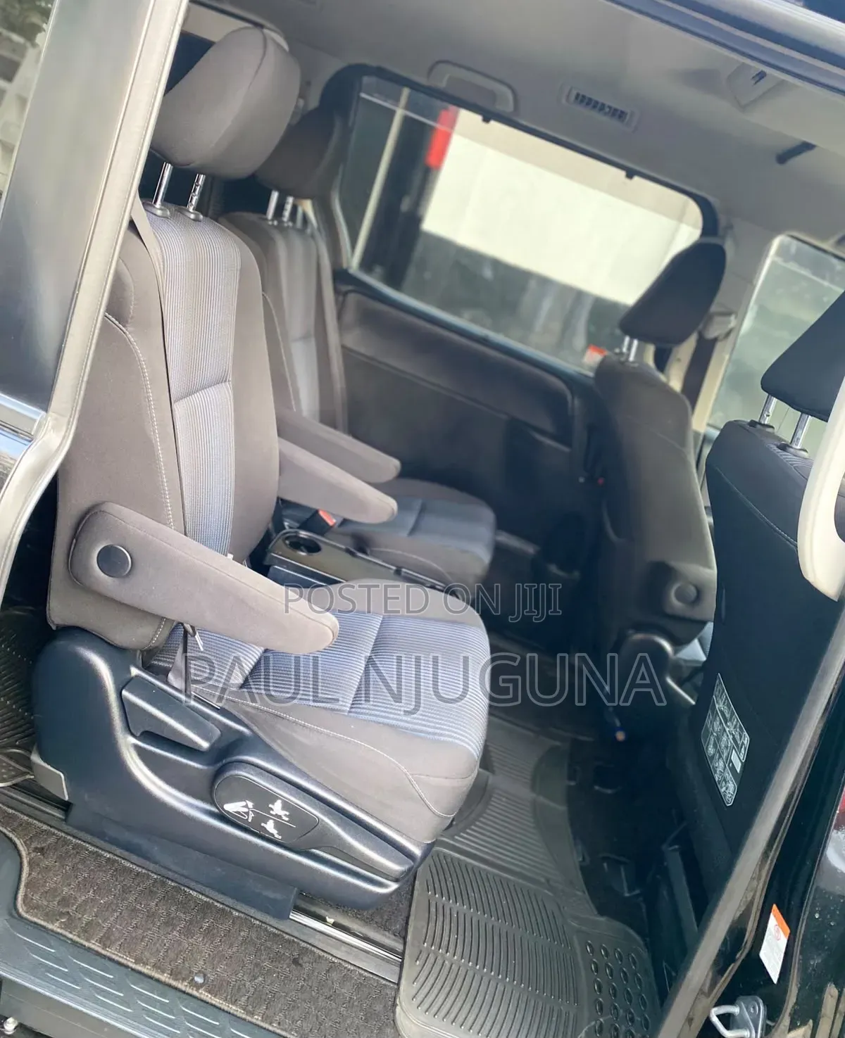 Toyota Noah 2017 Black