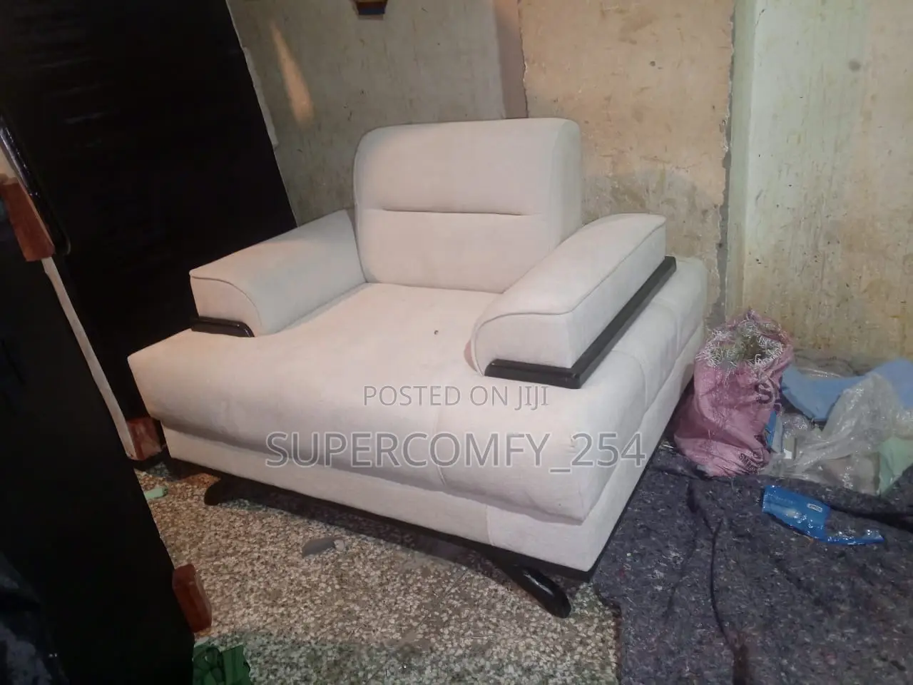 Executive Mahogany Detailed Monster Sofa