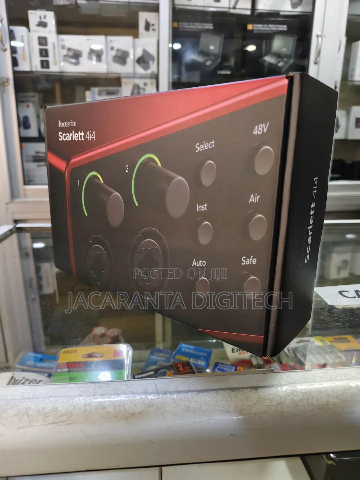 Focusrite Scarlett 4i4 Usb-c Audio/Midi Interface (4th Generation)