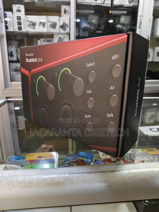 Focusrite Scarlett 4i4 Usb-c Audio/Midi Interface (4th Generation) - thumbnail 2