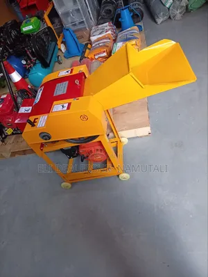 7.5hp Agricultural High Speed Chaff Cutter With Portable Wheel Design