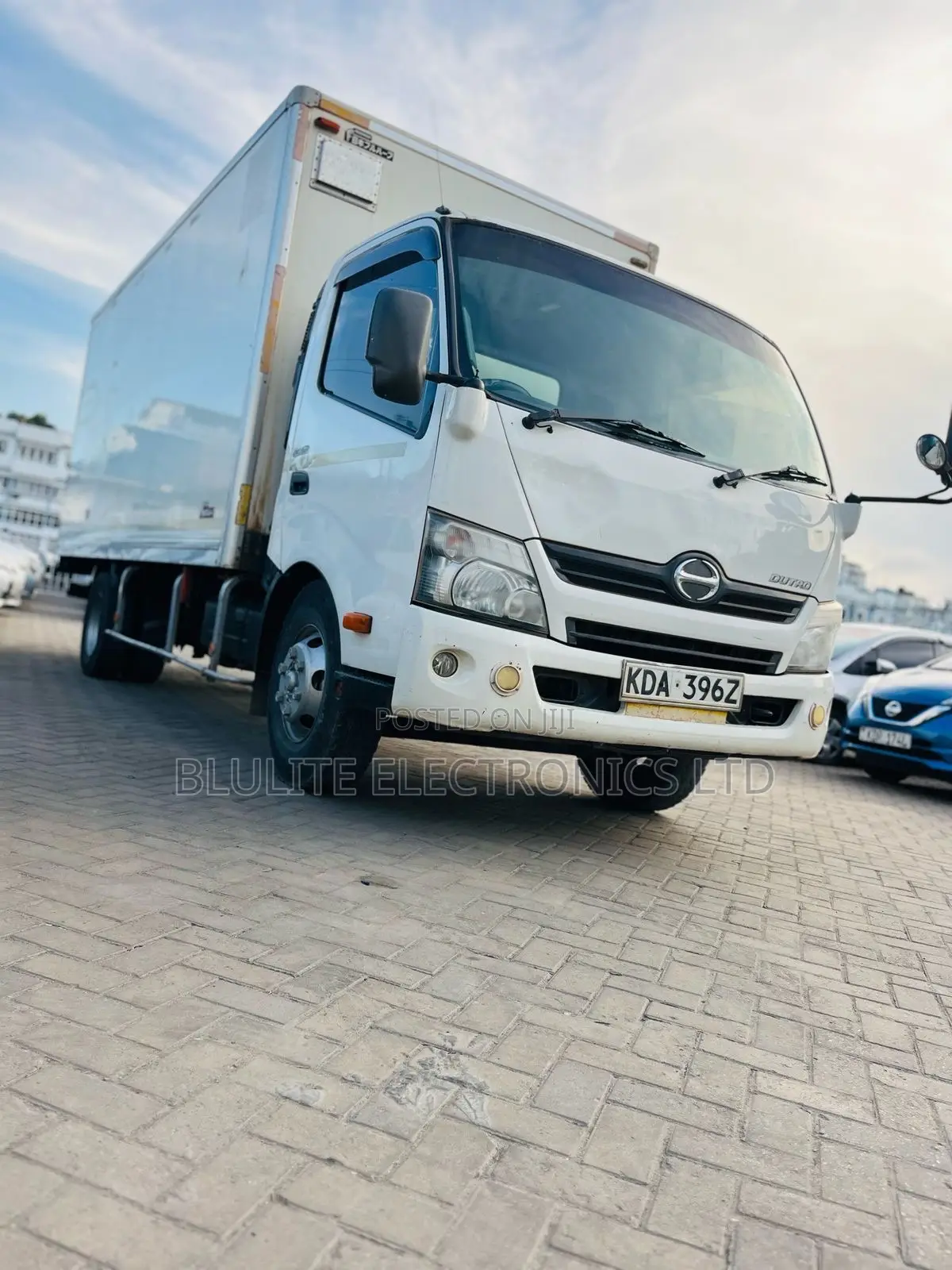 Hino Dutro