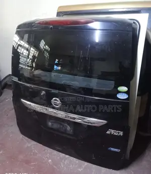 Boot Lid Nissan Serena C26