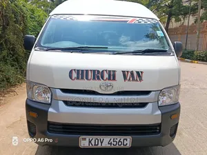 Toyota HiAce 2024 White