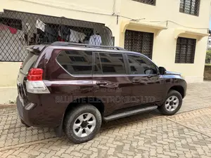 Toyota Land Cruiser Prado 2014 Maroon