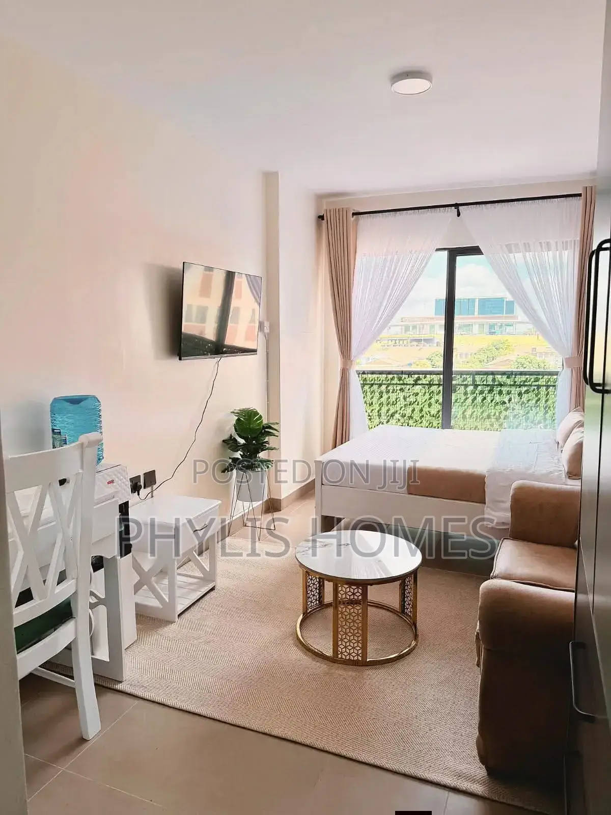 Refreshing Stay Studio Airbnb in South B