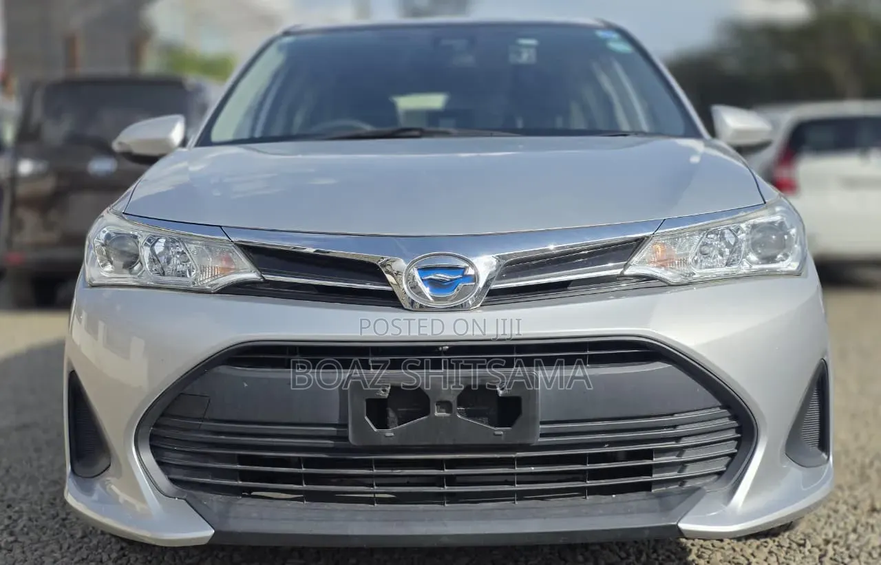 Toyota Corolla 2019 Silver