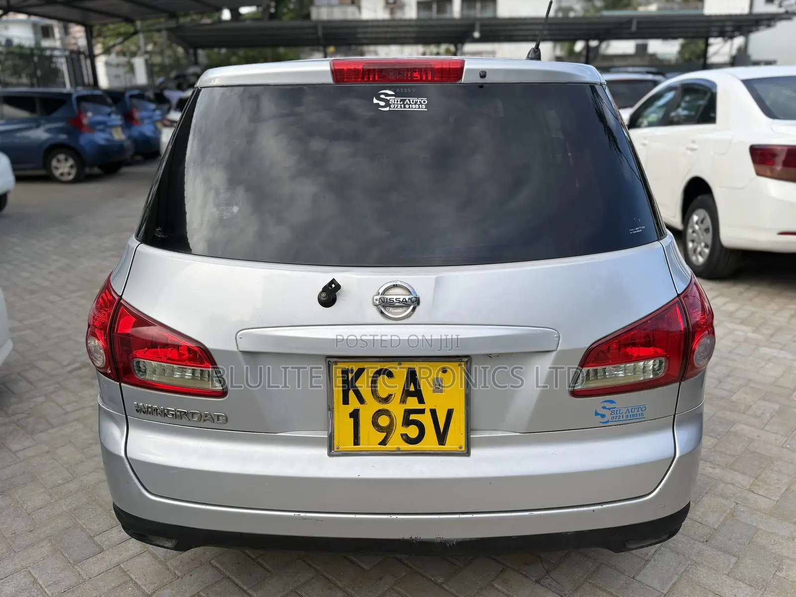 Nissan Wingroad 2009 Silver