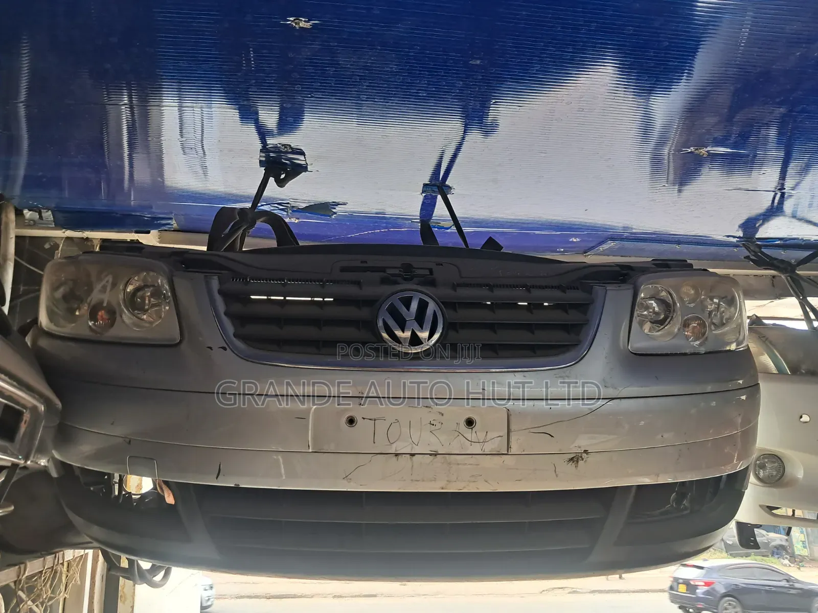 Touran Nosecut