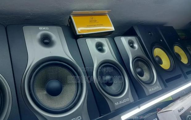 KRK Rokit 5 Generation 3 (G3),m-Audio Bx6 Carbon, Bx8 Carbon Monitors