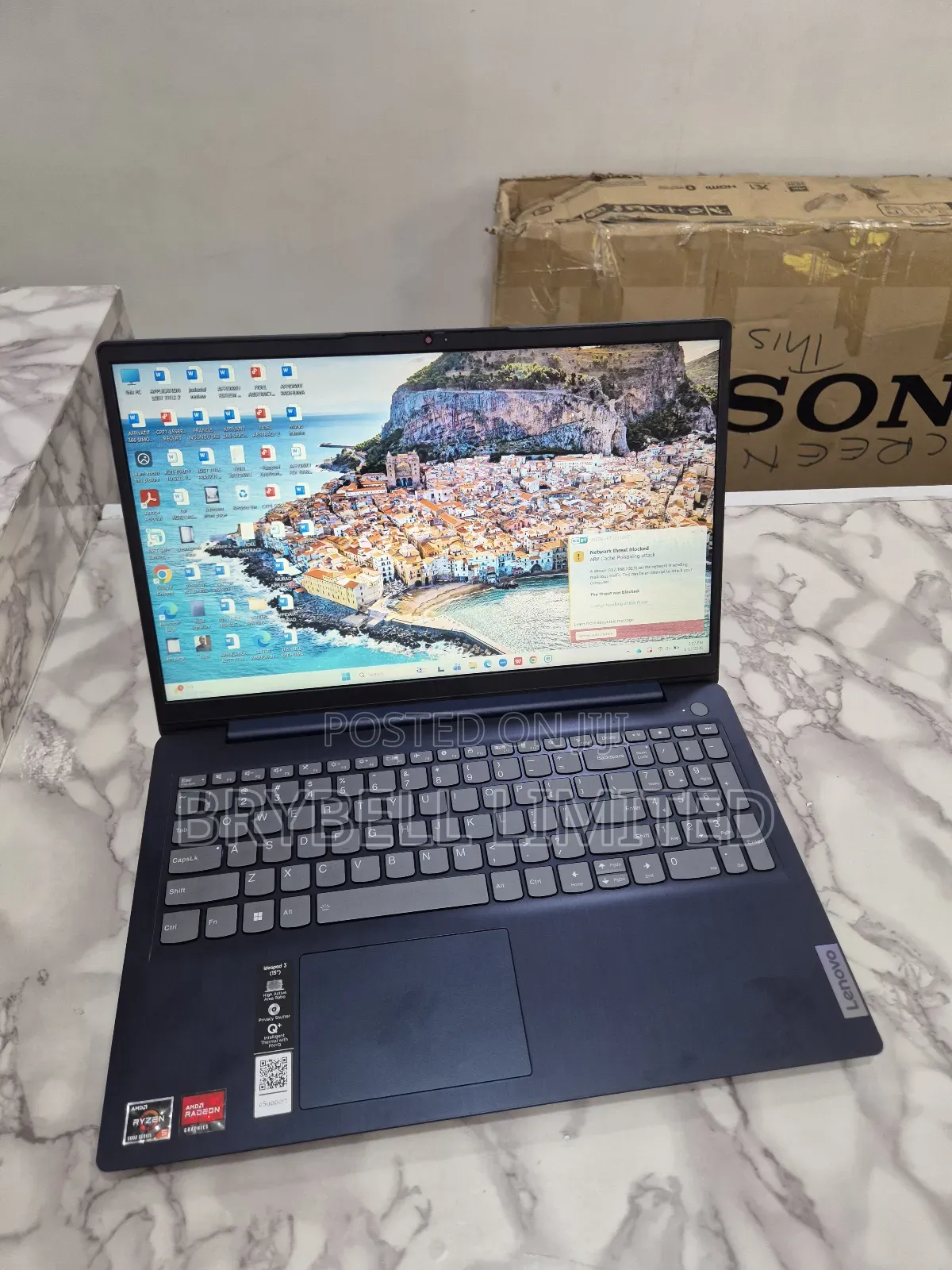 Laptop Lenovo Ideapad 3 8GB AMD Ryzen 5 SSD 256GB