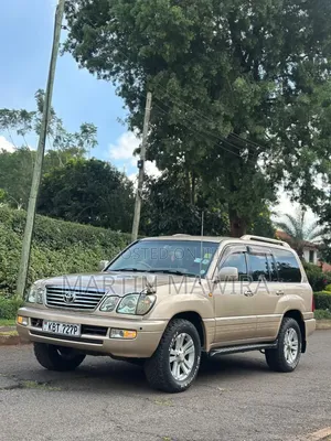 Toyota Land Cruiser Prado 2004 Gold