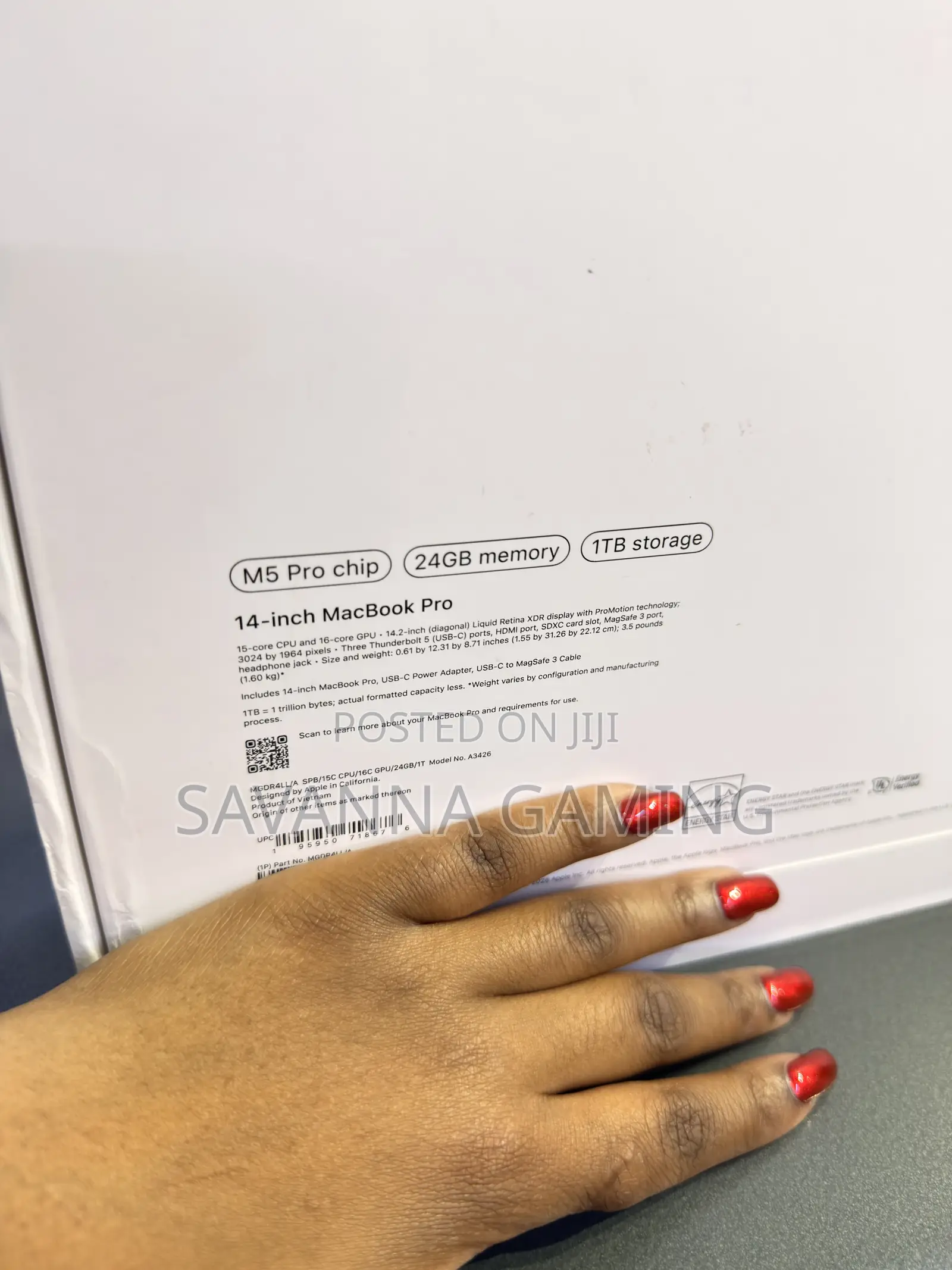 New Laptop Apple MacBook Pro 24GB Apple M5 Pro SSD 1T