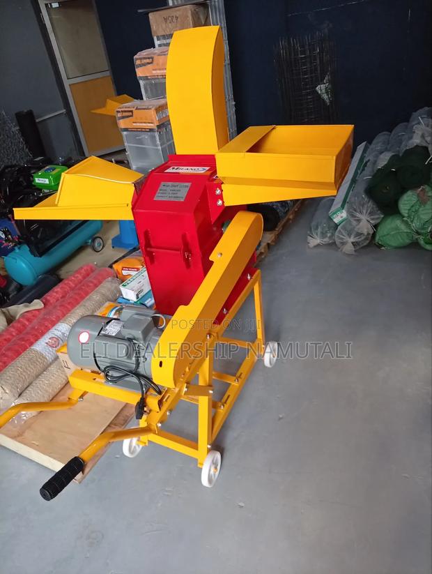 Milano High-Capacity Chaff Cutter Machine for Grass and Maize Stalks