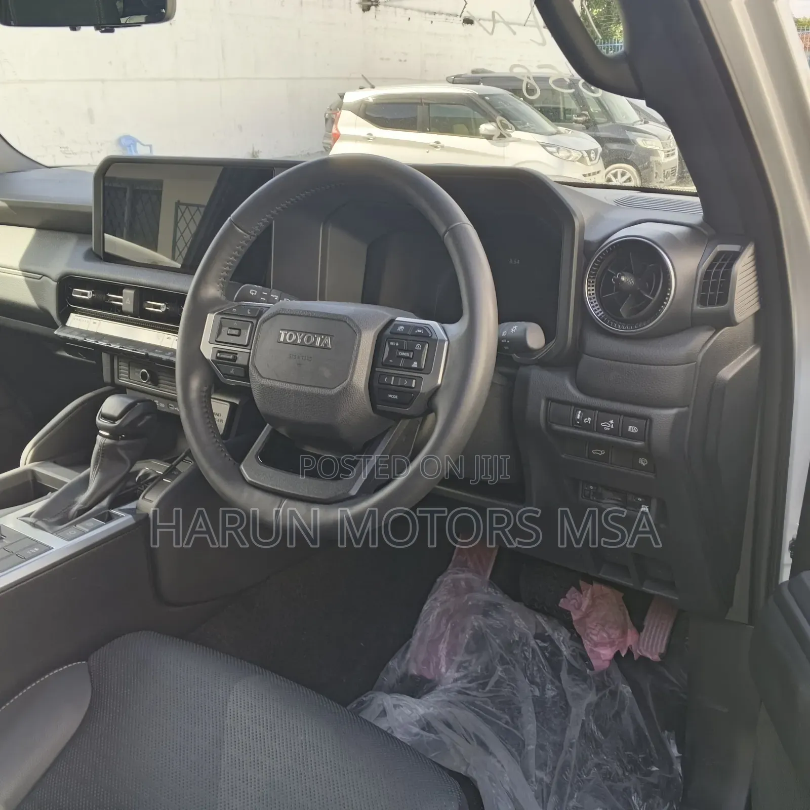 Toyota Land Cruiser Prado 2024 White
