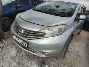 Nissan Note 2014 Silver