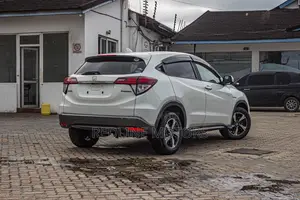 Honda Vezel 1.5 2WD 2019 White