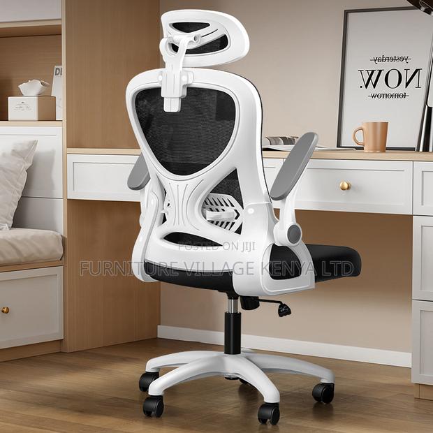 Executive Swivel Visitor Mesh Chair. - thumbnail 5