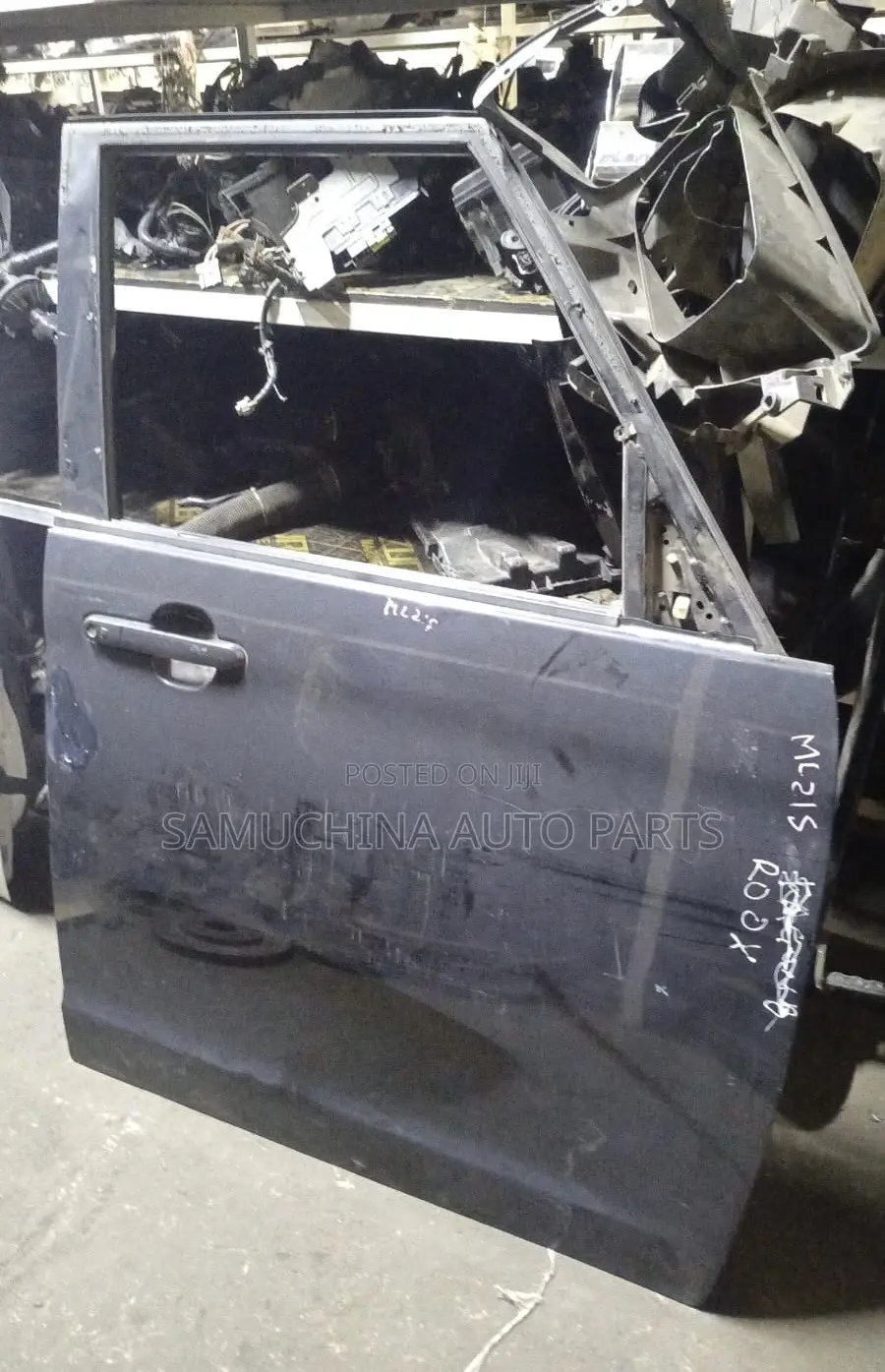 Door Nissan Roox