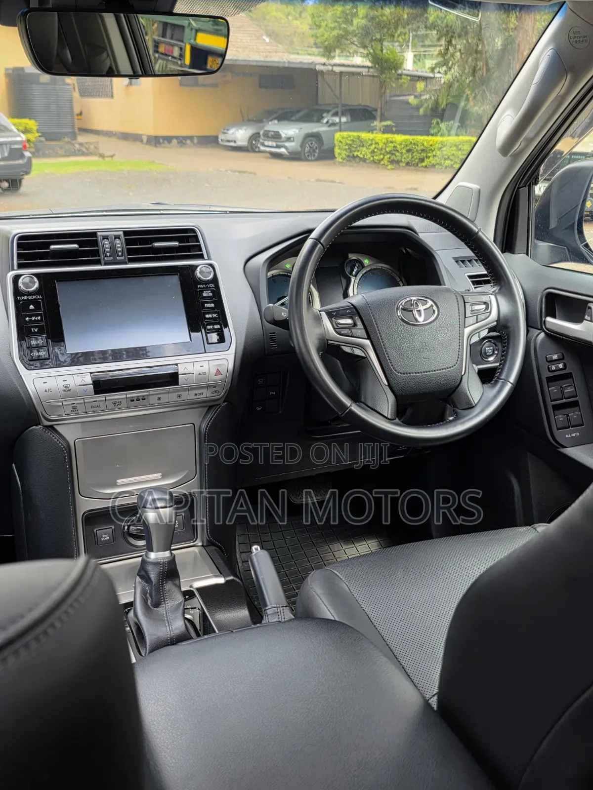 Toyota Land Cruiser Prado 2.7 2019 Black