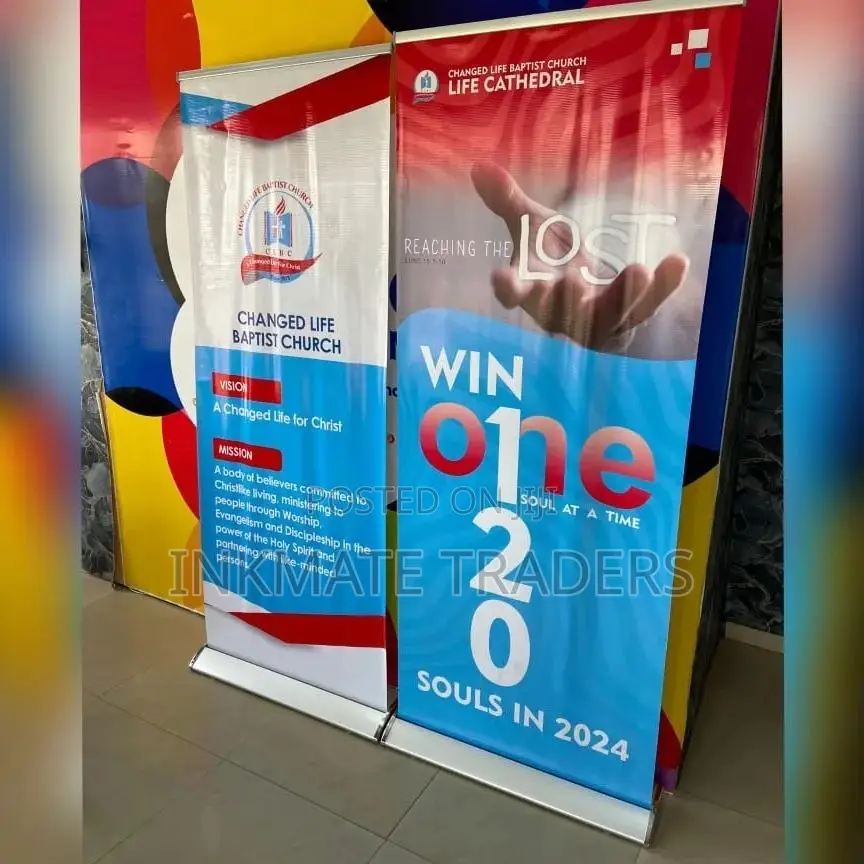 Indoor Broad-Based Banners 85 by 200 Centimeters